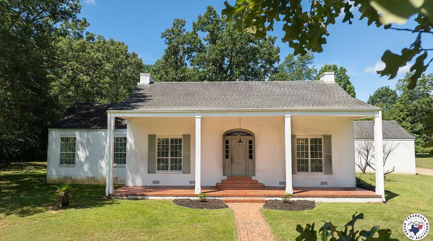 3.36 Acres of Residential Land with Home for Sale in Atlanta, Texas