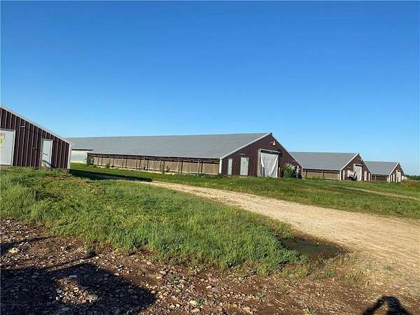 40 Acres of Land with Home for Sale in Broken Bow, Oklahoma