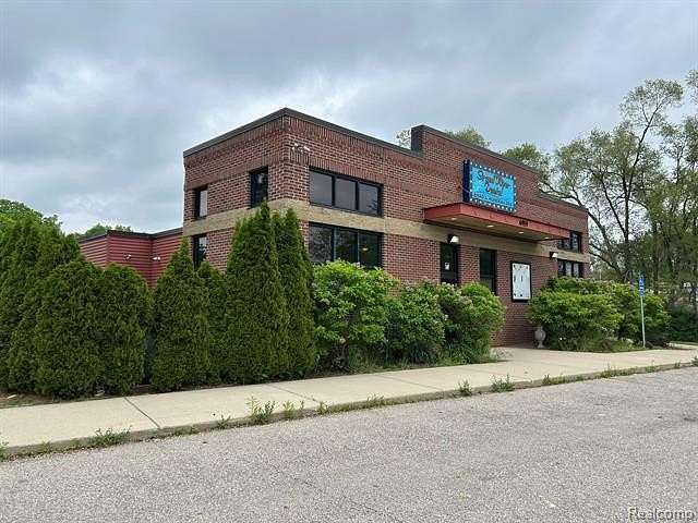 2.62 Acres of Improved Commercial Land for Sale in Brighton, Michigan