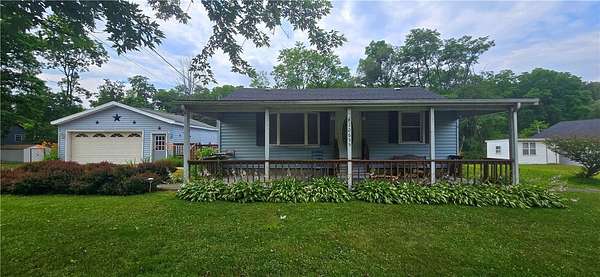 1.5 Acres of Residential Land with Home for Sale in Ridgebury Township, Pennsylvania