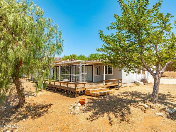 2.5 Acres of Residential Land with Home for Sale in Acton, California