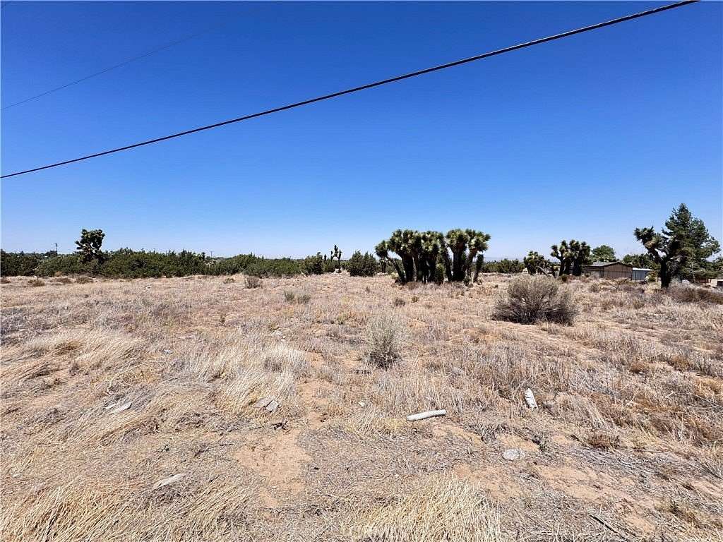 5 Acres of Land for Sale in Phelan, California
