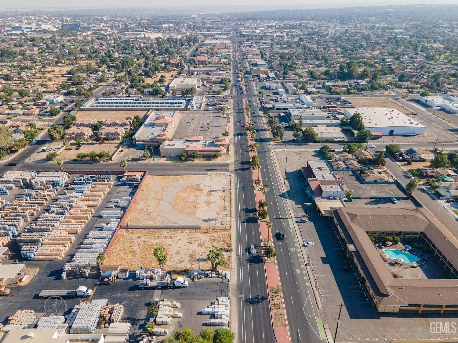 0.44 Acres of Mixed-Use Land for Sale in Bakersfield, California