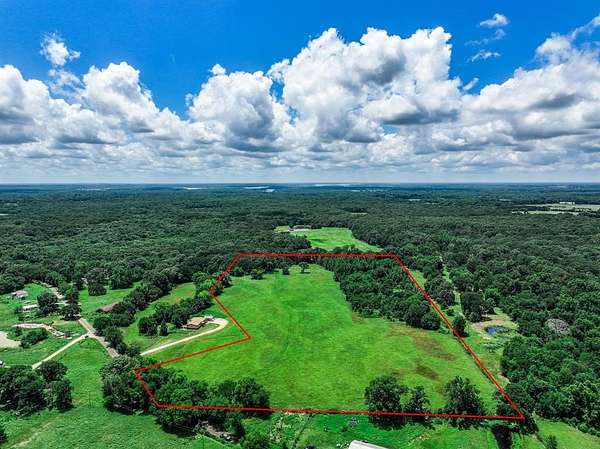 22.3 Acres of Agricultural Land for Sale in Sulphur Springs, Texas