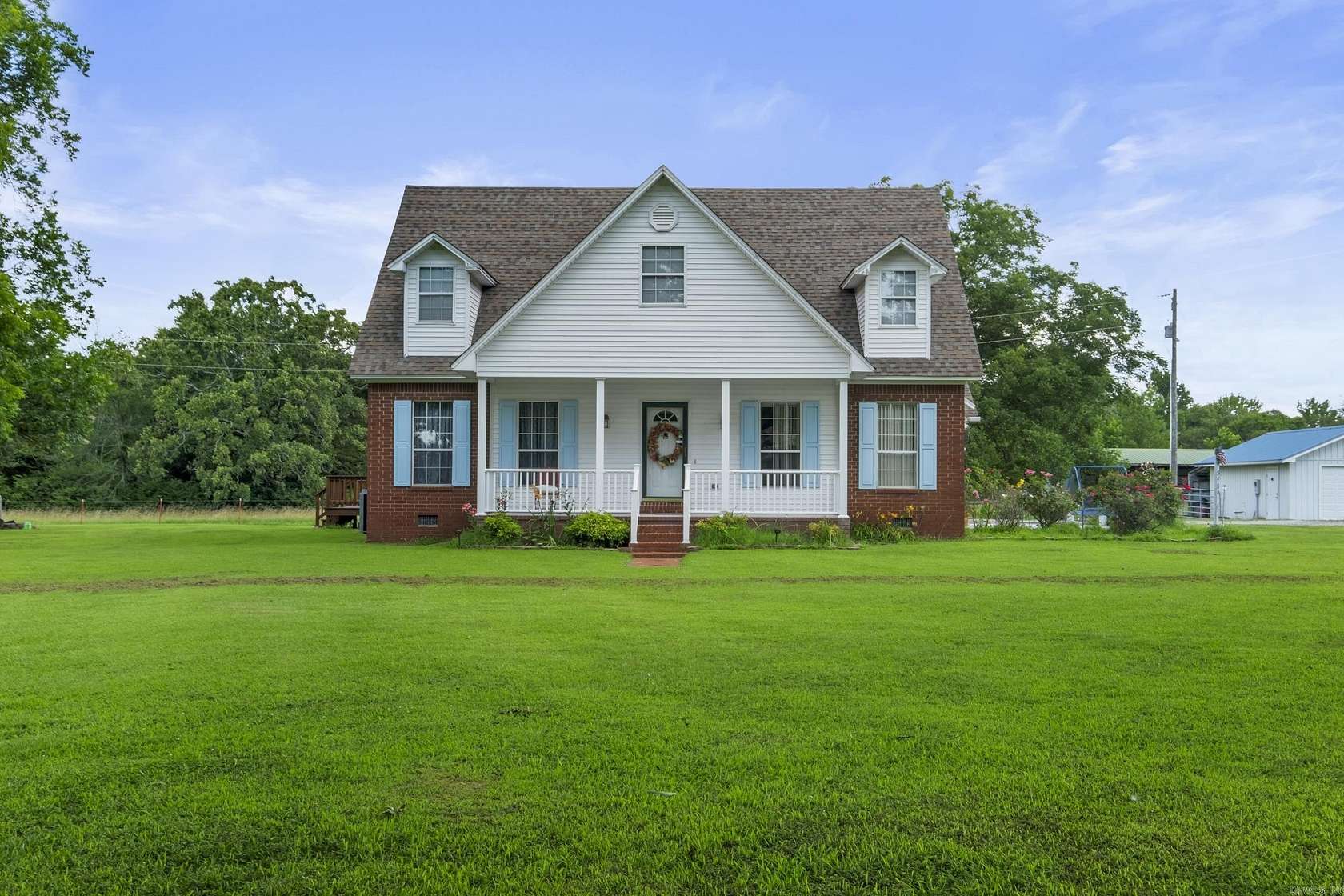 4 Acres of Residential Land with Home for Sale in Rose Bud, Arkansas