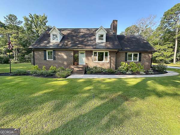 2 Acres of Residential Land with Home for Sale in Hogansville, Georgia