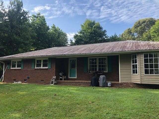 1.73 Acres of Residential Land with Home for Sale in Clermont, Georgia