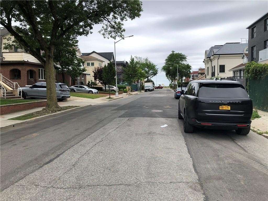 0.18 Acres of Residential Land for Sale in Brooklyn, New York