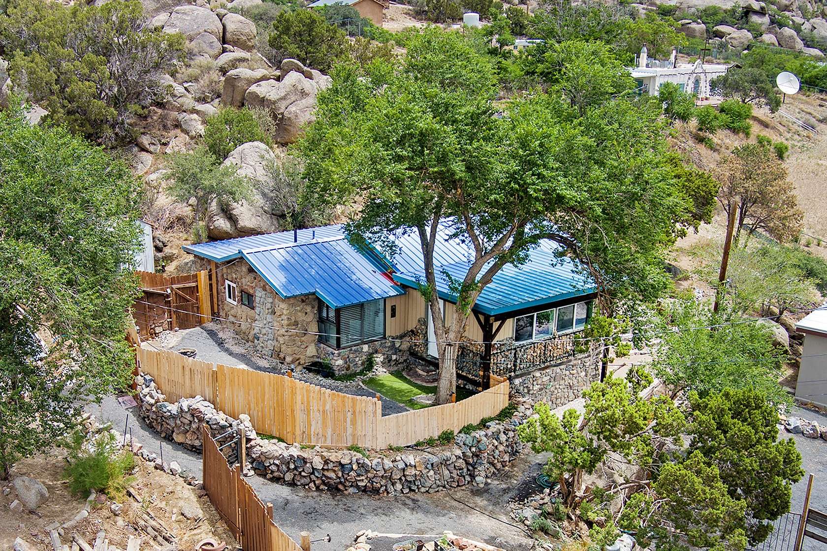 1.82 Acres of Improved Mixed-Use Land for Sale in Albuquerque, New Mexico