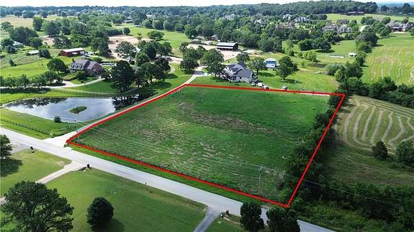 3 Acres of Residential Land for Sale in Fayetteville, Arkansas