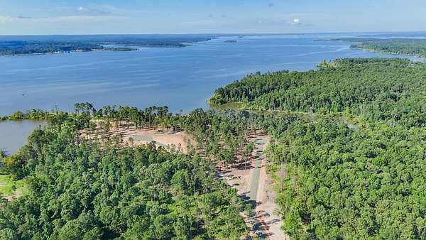 2.65 Acres of Residential Land for Sale in Pineland, Texas