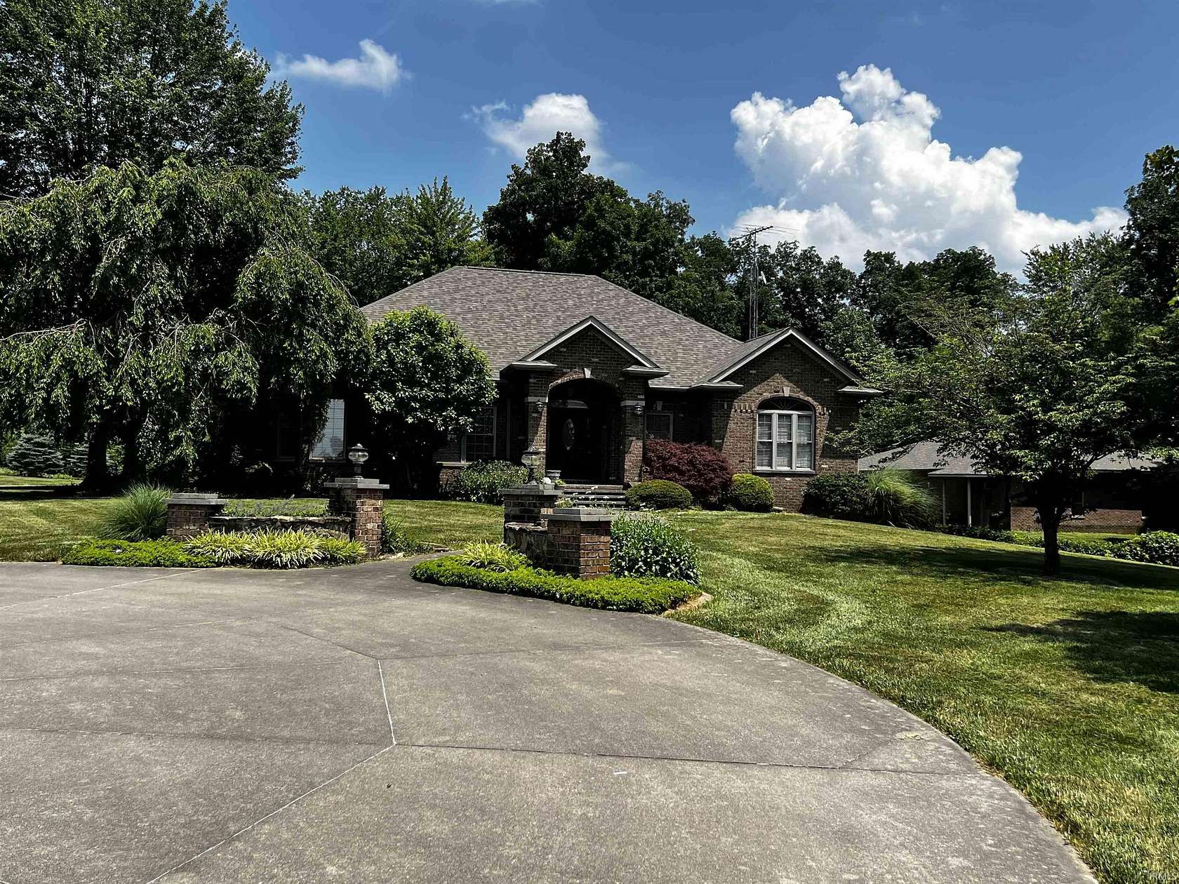 4 Acres of Residential Land with Home for Sale in Montgomery, Indiana