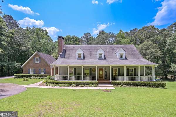 5.25 Acres of Residential Land with Home for Sale in Winston, Georgia