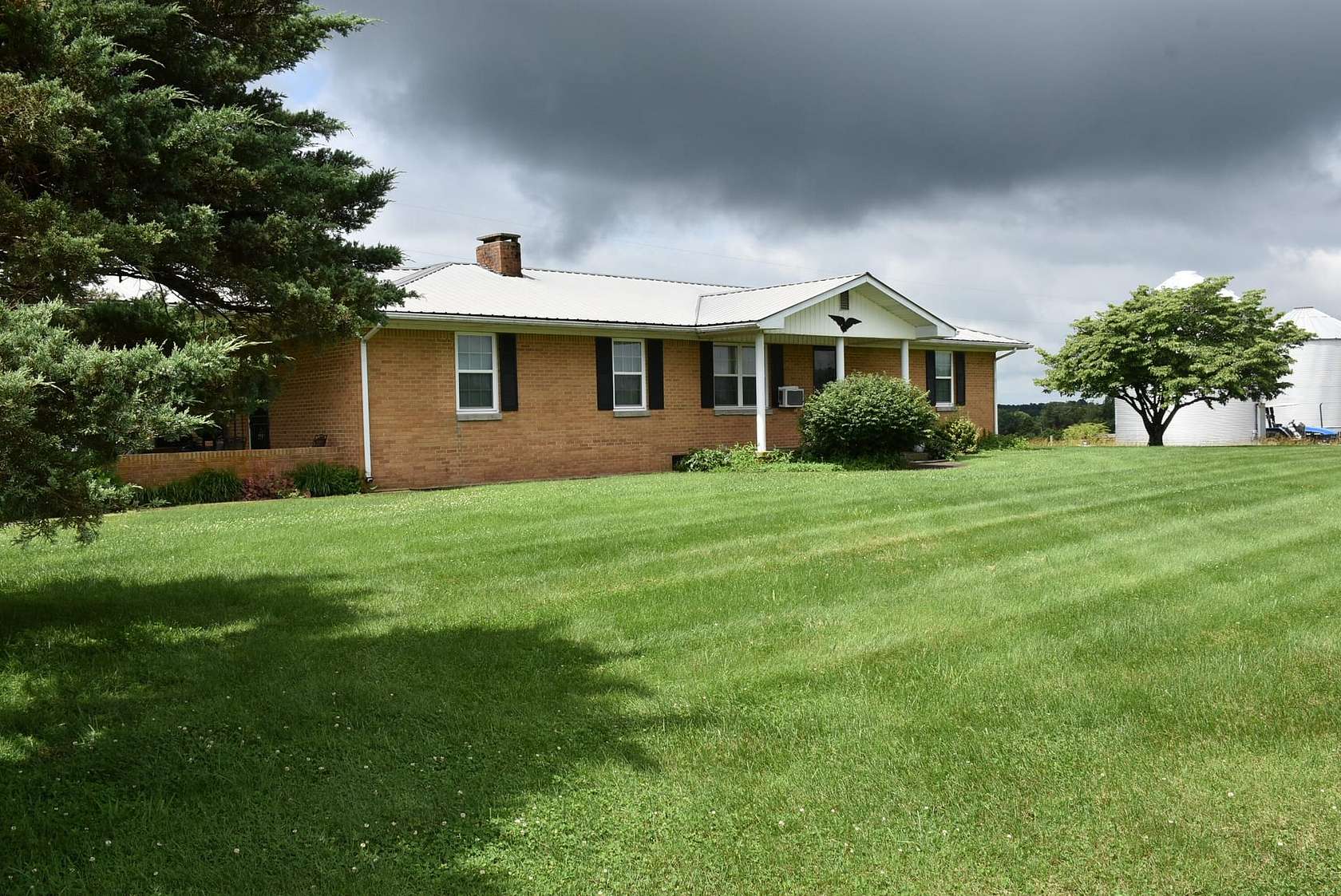 58.4 Acres of Improved Agricultural Land for Sale in Edmonton, Kentucky