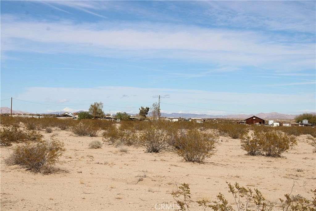 2.5 Acres of Residential Land for Sale in Joshua Tree, California