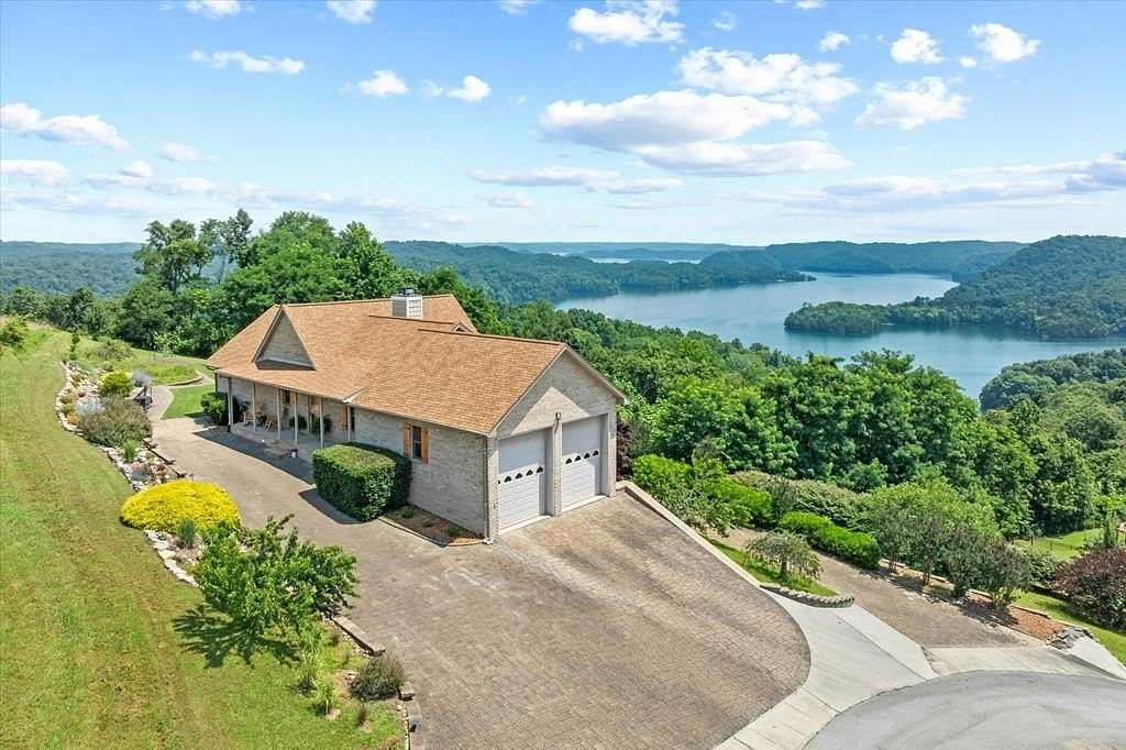 1.76 Acres of Residential Land with Home for Sale in Hilham, Tennessee