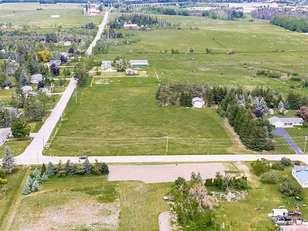 2.55 Acres of Residential Land for Sale in Petoskey, Michigan