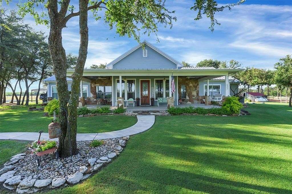 20 Acres of Agricultural Land with Home for Sale in Tolar, Texas