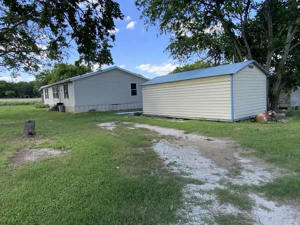 2.3 Acres of Residential Land with Home for Sale in Mart, Texas