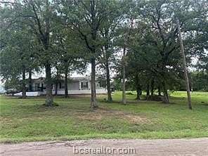 1.85 Acres of Residential Land with Home for Sale in Jewett, Texas