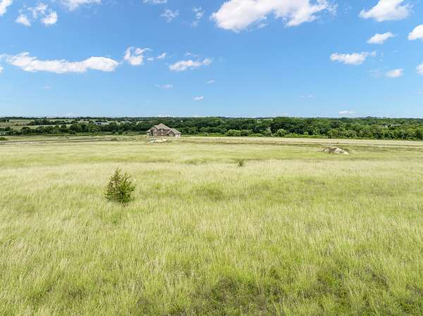 2.26 Acres of Residential Land for Sale in Hillsboro, Texas