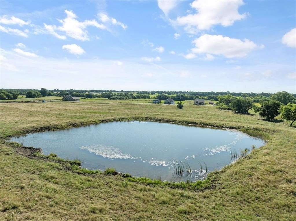 10 Acres of Residential Land for Sale in Blue Ridge, Texas