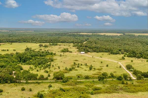 50 Acres of Land for Sale in Whitesboro, Texas