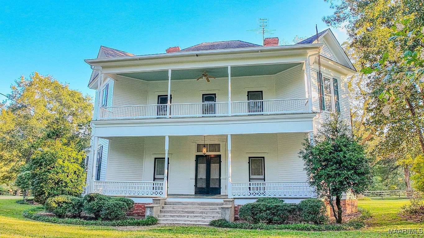 16.2 Acres of Recreational Land with Home for Sale in Ramer, Alabama