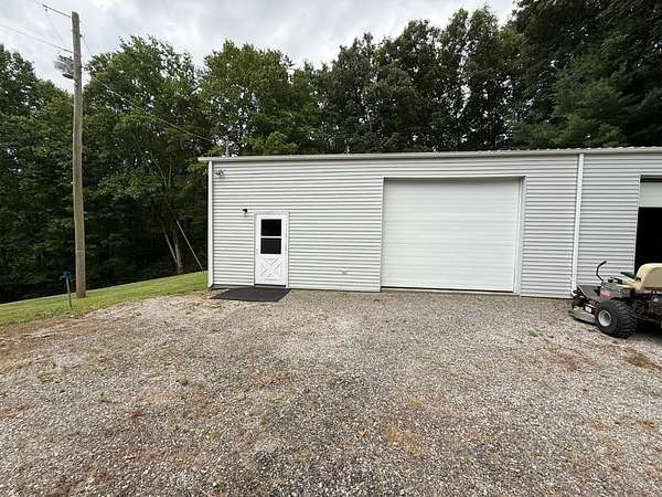 5 Acres of Residential Land with Home for Sale in Celina, Tennessee