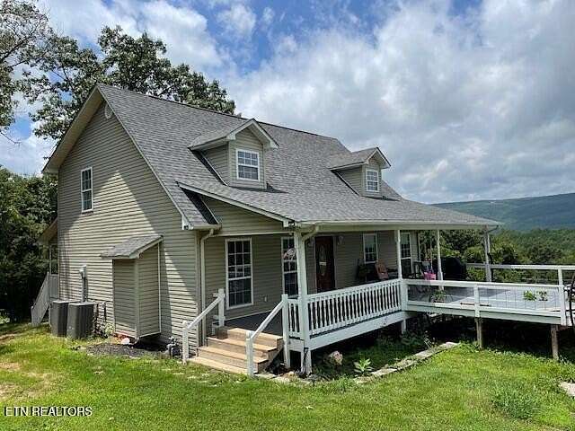 7 Acres of Residential Land with Home for Sale in Evensville, Tennessee