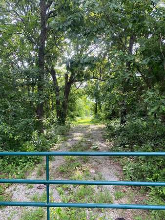 7 Acres of Residential Land for Sale in Marionville, Missouri