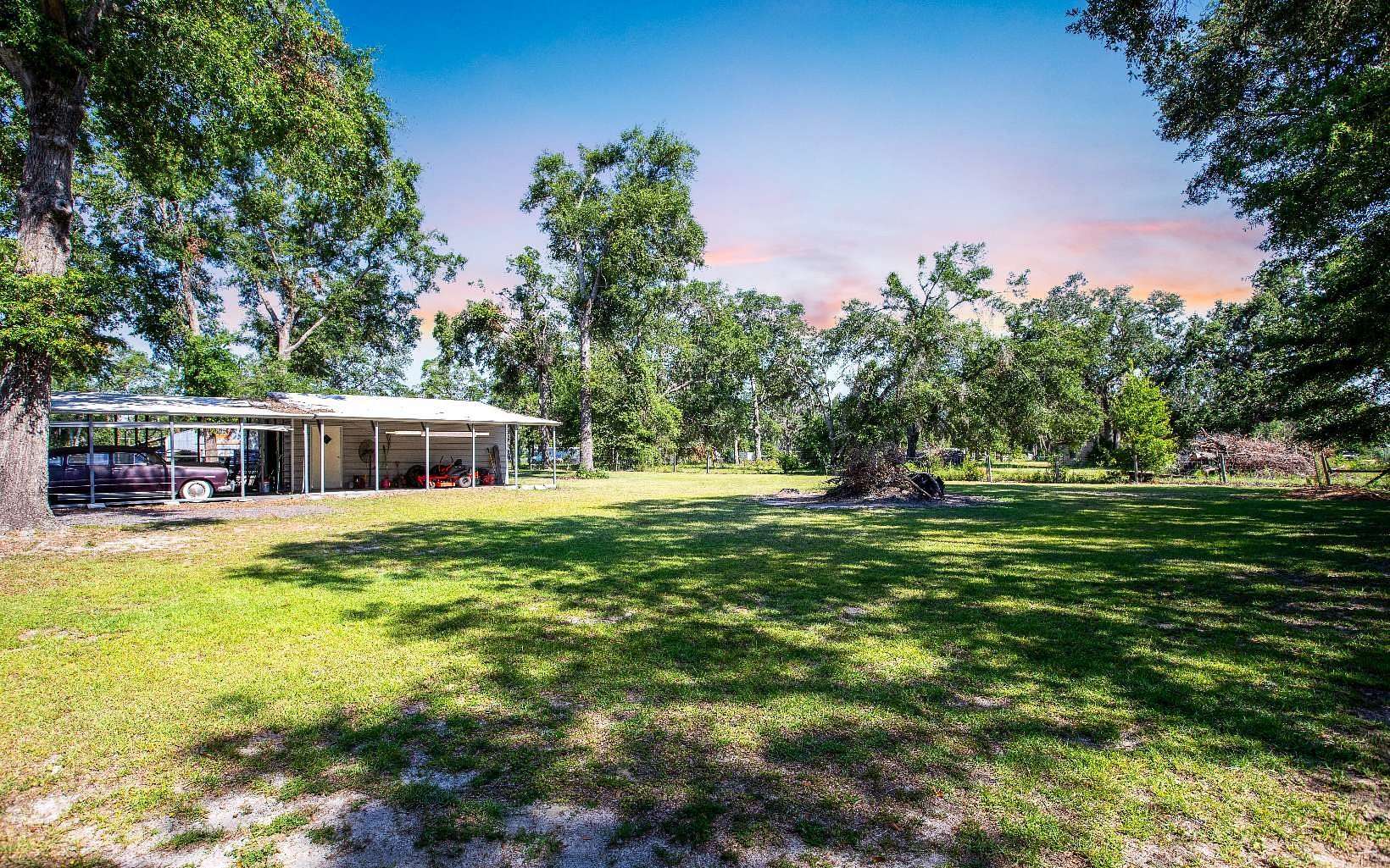 2 Acres of Residential Land with Home for Sale in Jasper, Florida