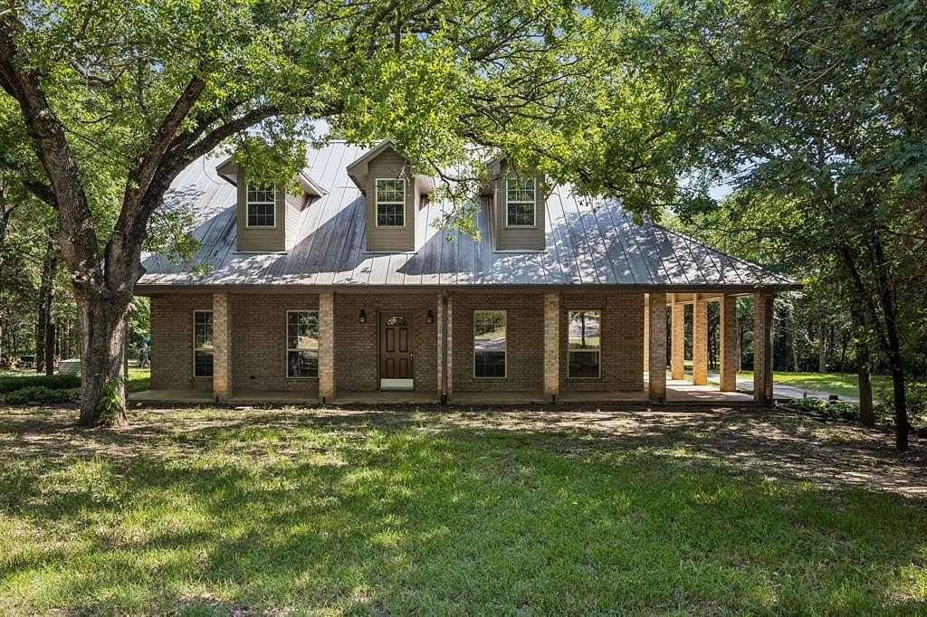 2 Acres of Residential Land with Home for Sale in Valley View, Texas