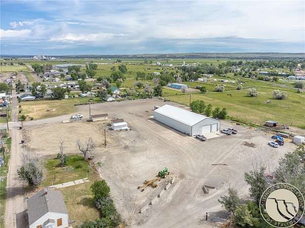 3.2 Acres of Improved Residential Land for Sale in Hardin, Montana