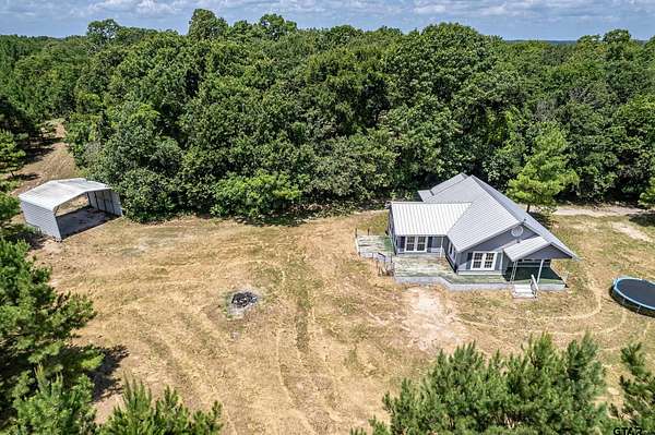 27.8 Acres of Land with Home for Sale in Mineola, Texas