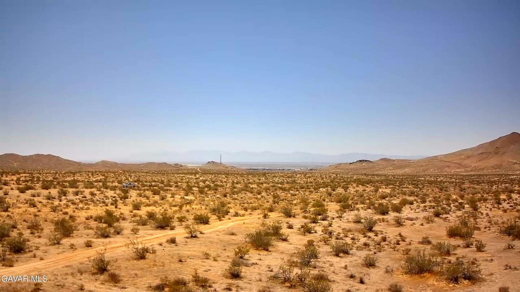 40 Acres of Land for Sale in Rosamond, California
