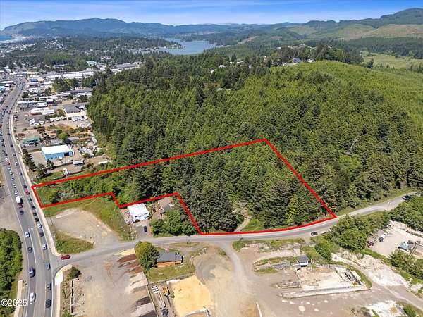 4 Acres of Commercial Land for Sale in Lincoln City, Oregon