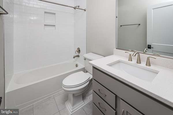 2.5 Acres of Residential Land with Home for Sale in Mineral, Virginia