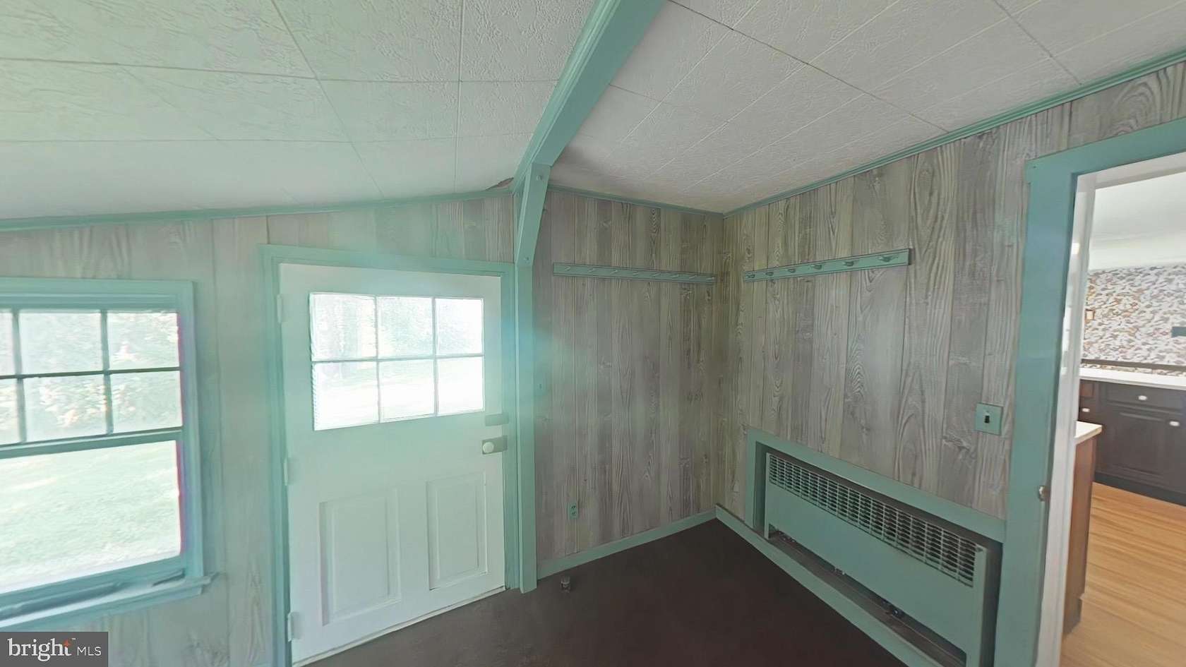 10 Acres of Land with Home for Sale in Gettysburg, Pennsylvania