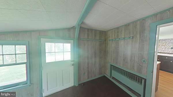 10 Acres of Land with Home for Sale in Gettysburg, Pennsylvania