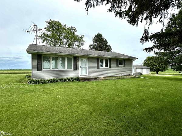 3.23 Acres of Residential Land with Home for Sale in Brooklyn, Iowa