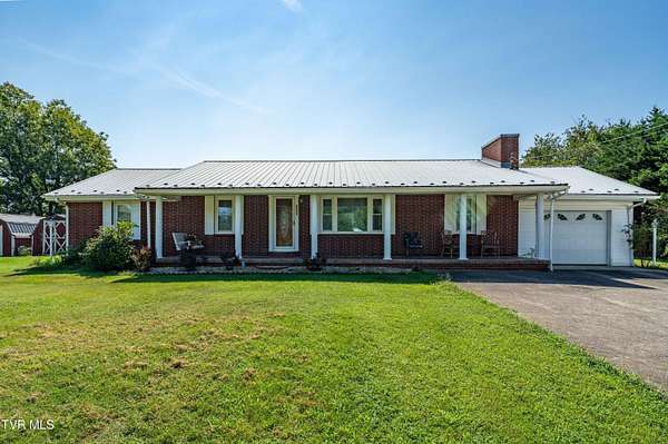 1 Acre of Residential Land with Home for Sale in Rogersville, Tennessee