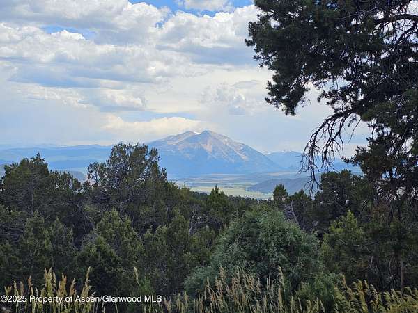 2.83 Acres of Residential Land for Sale in Glenwood Springs, Colorado