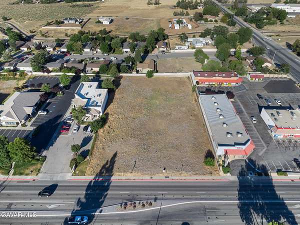 1.28 Acres of Commercial Land for Sale in Tehachapi, California