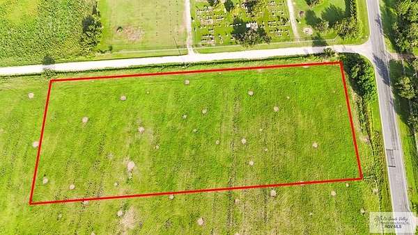 3.24 Acres of Residential Land for Sale in Santa Rosa, Texas