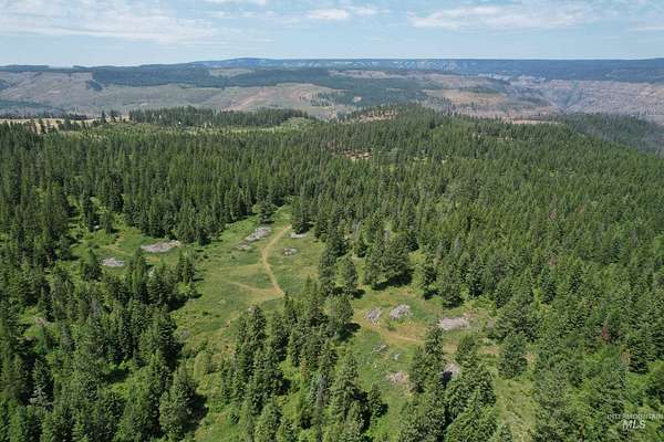 880 Acres of Recreational Land for Sale in Wallowa, Oregon