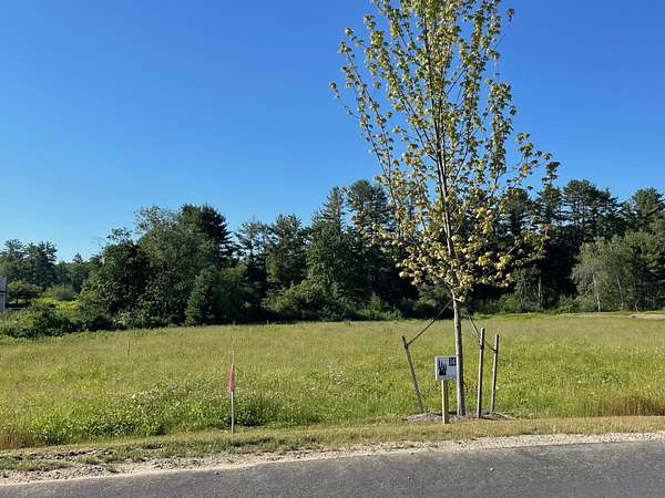 1 Acre of Residential Land for Sale in Arundel, Maine