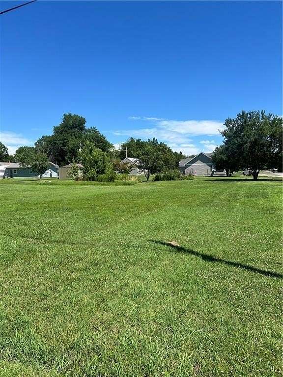 0.32 Acres of Residential Land for Sale in Altamont, Kansas