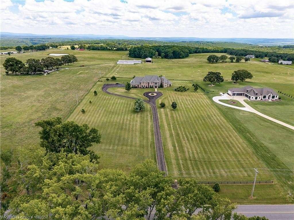 5 Acres of Residential Land with Home for Sale in Alma, Arkansas