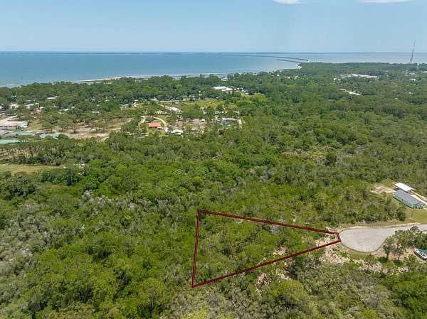 1 Acre of Residential Land for Sale in Eastpoint, Florida